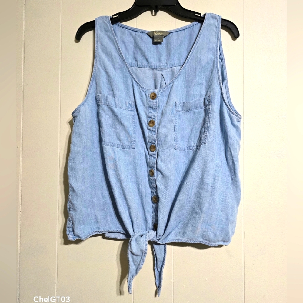 Natural Reflections Light Blue Button-Down Tank Top